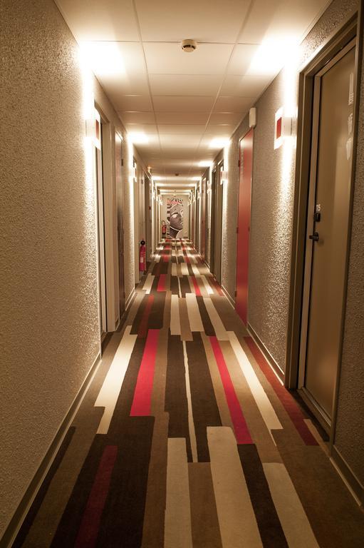 ホテル アイビス パリス ラ ディフェンス クルブヴォア エクステリア 写真